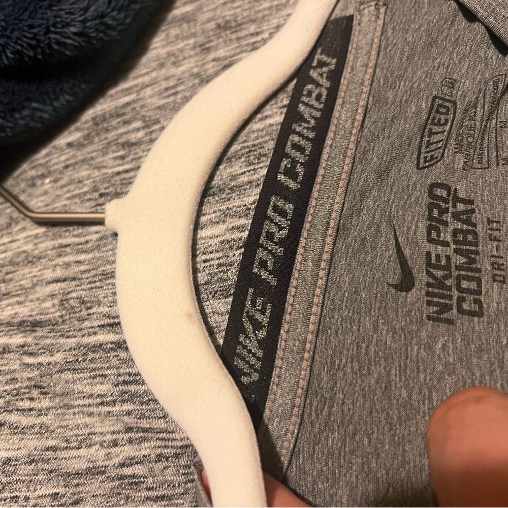 Nike men’s clothing